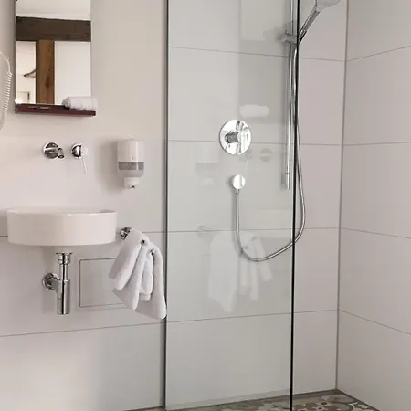 Restaurant Zum Nachtwaechter Hotell 3*