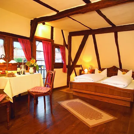 Restaurant Zum Nachtwaechter 酒店 Lienzingen