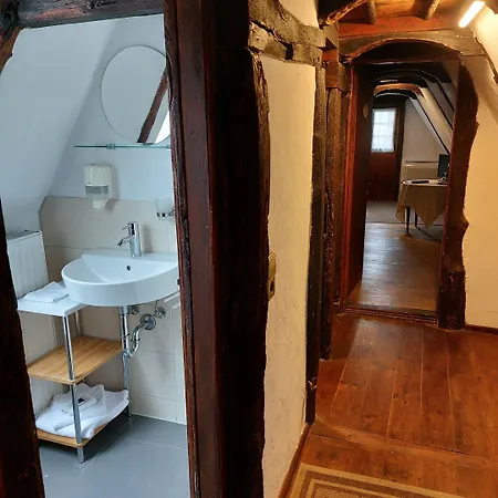 Restaurant Zum Nachtwaechter فندق 3*